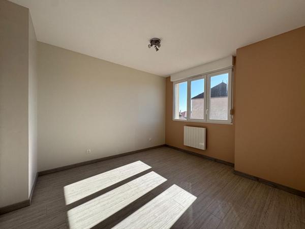 Appartement 2 chambres et Garage à 400 m de la gare d'Ars-sur-Moselle