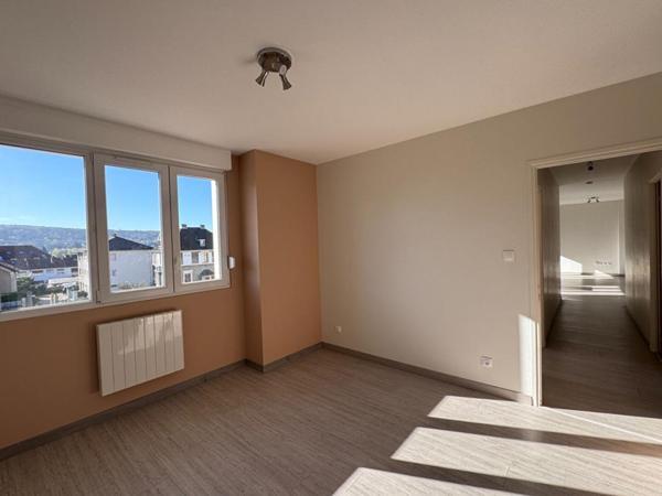 Appartement 2 chambres et Garage à 400 m de la gare d'Ars-sur-Moselle