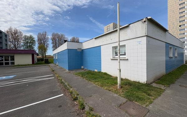 Immeuble à vendre    1 pièce • 213 m2 Calais