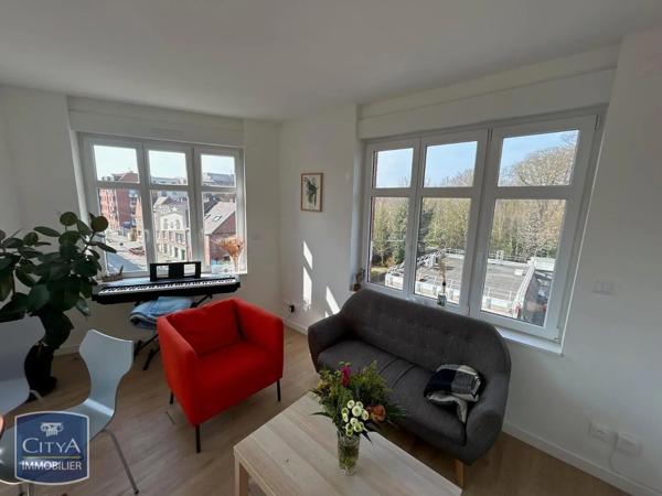 Appartement à louer 4 pièces 73.5m² Lille (59000)
