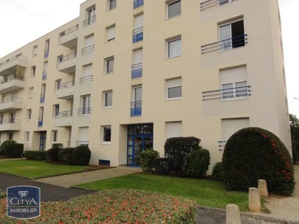 Appartement à louer 4 pièces 89.86m² Poitiers (86000)