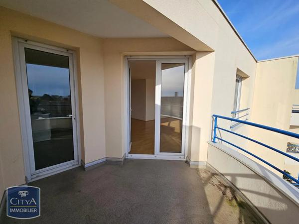 Appartement à louer 4 pièces 89.86m² Poitiers (86000)