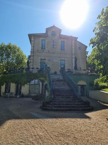 Fonds de commerce CAVISTE RESTAURANT en plein coeur des cures thermales