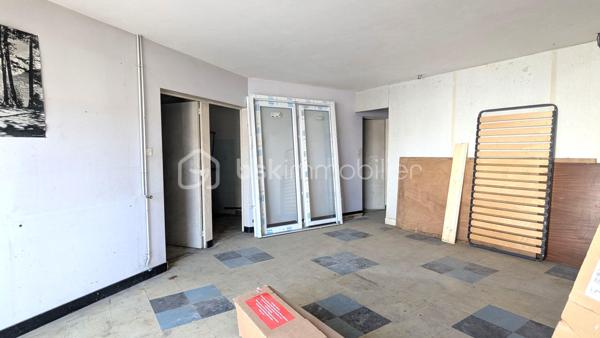 Local d activites de 62 m²