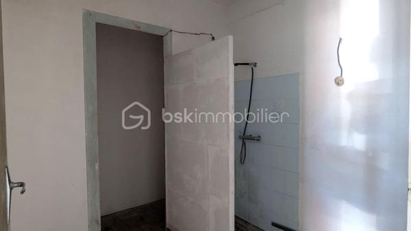 Local d activites de 62 m²