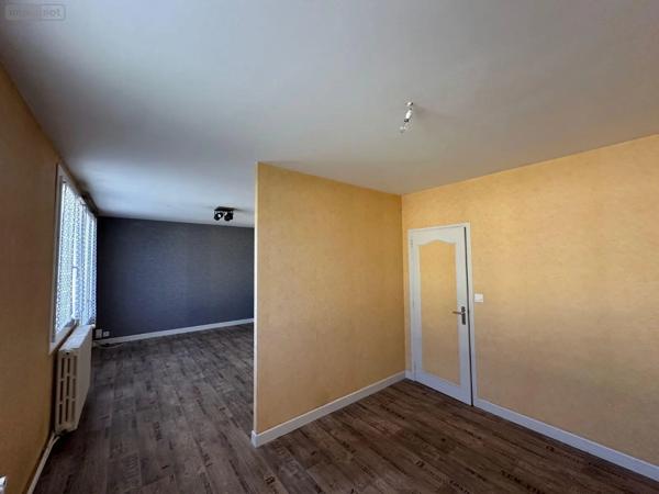 Location - Maison Ussel 19200 3 pièces 82 m 2