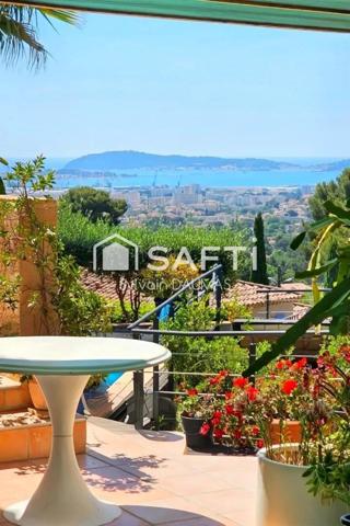 EXCEPTIONNELLE MAISON AVEC VUE PANORAMIQUE SUR LA RADE DE TOULON