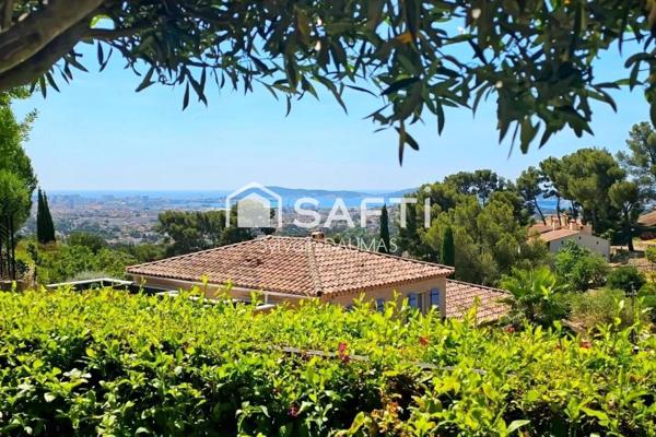 EXCEPTIONNELLE MAISON AVEC VUE PANORAMIQUE SUR LA RADE DE TOULON