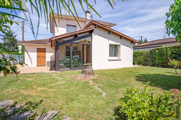 Villa traditionnelle avec dépendance à vendre à Villeneuve-sur-Lot