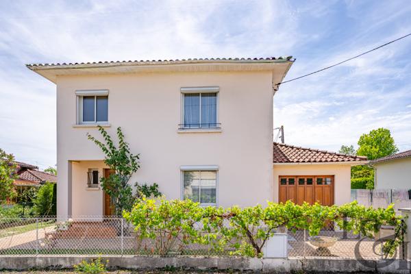 Villa traditionnelle avec dépendance à vendre à Villeneuve-sur-Lot