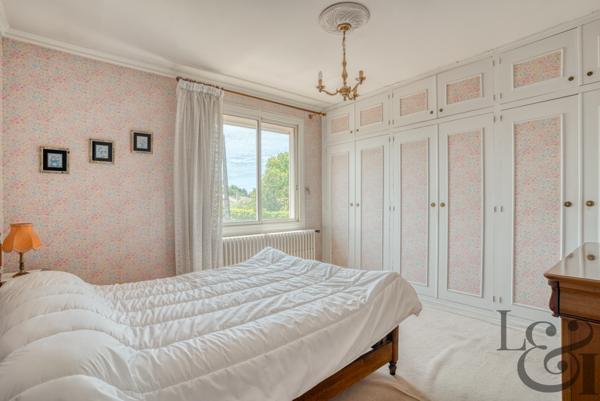 Villa traditionnelle avec dépendance à vendre à Villeneuve-sur-Lot
