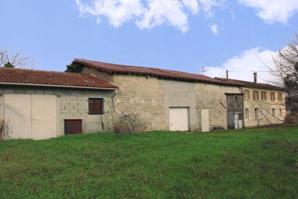 Maison à vendre |  Le Pizou |  4 pièces | 157 m²