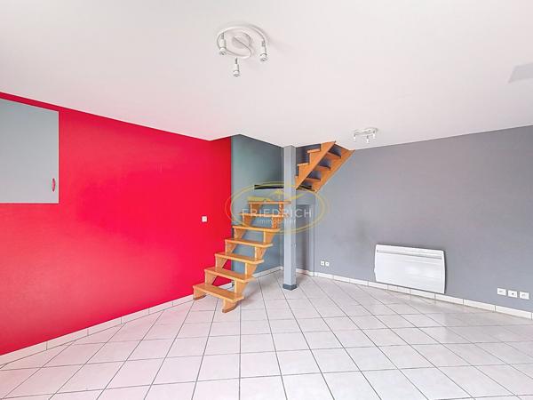 PETIT MAISON DE VILLE Type F2 - PROCHE DU CENTRE-VILLE Ligny-en-barrois