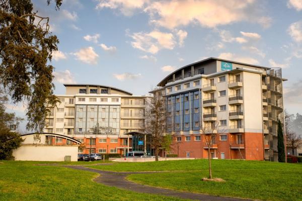 INVESTISSEMENT LOCATIF – TOULOUSE – Résidence de Tourisme Zenitude Le Parc de l’Escale – 6,15 % de rentabilité