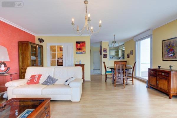 Appartement à vendre à Tours dans l'Indre-et-Loire (37100), ref : 37107-39