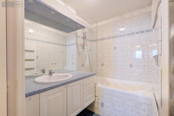 Appartement à vendre à Tours dans l'Indre-et-Loire (37100), ref : 37107-39