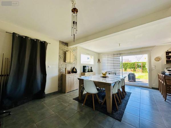 Maison à vendre à Saint-Méloir-des-Ondes en Ille-et-Vilaine (35350), ref : 088/748