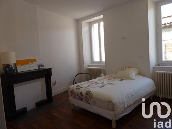 Appartement 3 pièces de 81 m² à Annonay (07100)