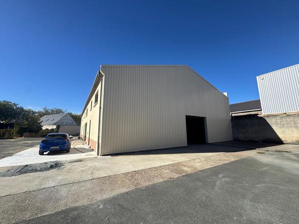 À VENDRE Local d'activité de 220 m2 Zone industrielle très recherchée ? Proche Gaston Birgé Angers