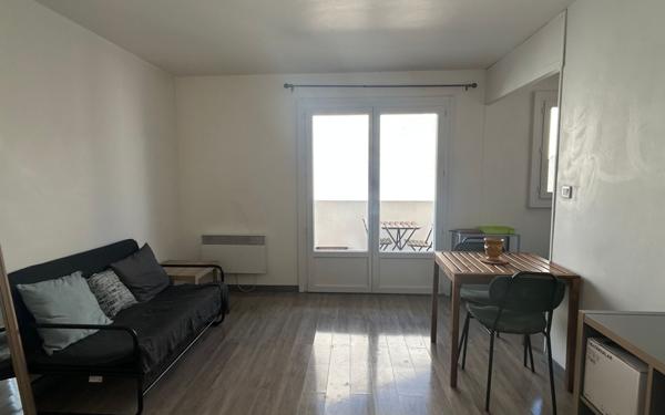 Appartement à louer    2 pièces • 23,60 m2 Nîmes