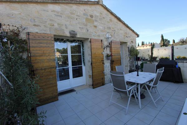 Ensemble immobilier de 2 maisons d'environ 144 m² habitable avec jardin