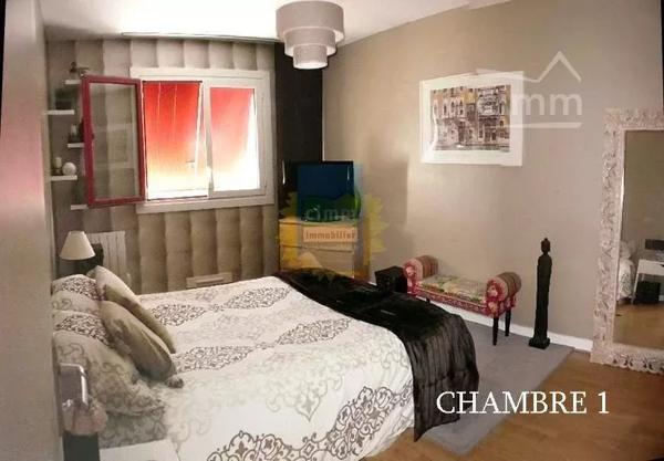 APPARTEMENT F4 de 89.24 m2 dans résidence. 4ème et dernier étage avec ascenseur.