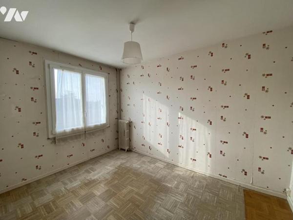 Appartement 4 pièces avec garage et cave 