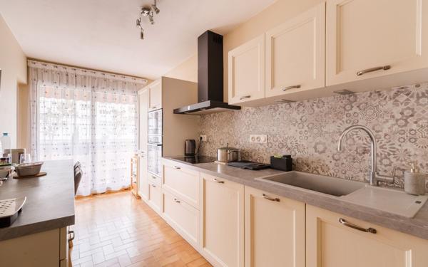 Appartement à vendre    4 pièces • 108,68 m2 Lyon 6
