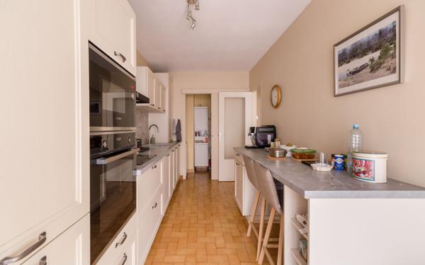 Appartement à vendre    4 pièces • 108,68 m2 Lyon 6