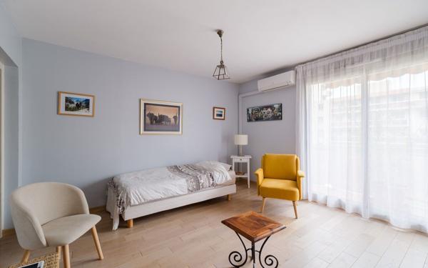 Appartement à vendre    4 pièces • 108,68 m2 Lyon 6