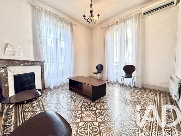 Maison à vendre 9 pièces 176 m² Nîmes
