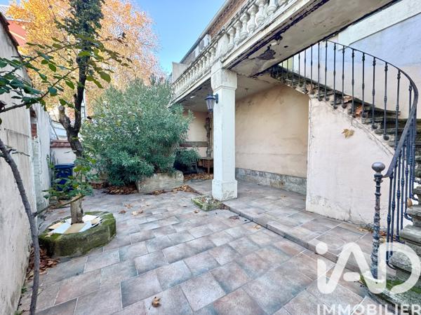 Maison à vendre 9 pièces 176 m² Nîmes