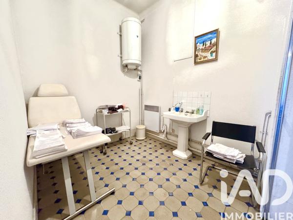 Maison à vendre 9 pièces 176 m² Nîmes