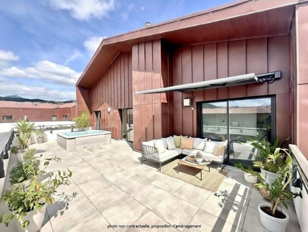 Clermont-Ferrand (63000) Résidence Les Allées Blatin – Dernier étage d’exception à deux pas de Jaude