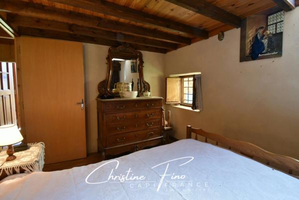 SERRE CHEVALIER - CHALET D'ALPAGE AU COEUR DU DOMAINE SKIABLE