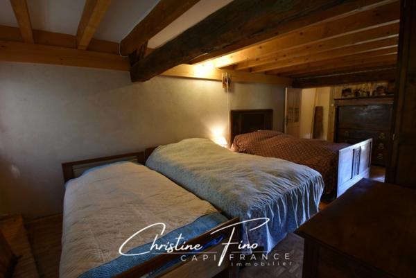 SERRE CHEVALIER - CHALET D'ALPAGE AU COEUR DU DOMAINE SKIABLE