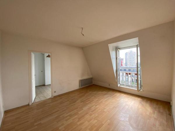Appartement 64.6m² – PARIS