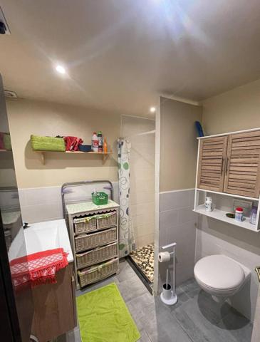 Maison de ville au centre de Jussey