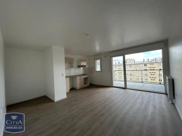 Appartement à louer 4 pièces 81.66m²
