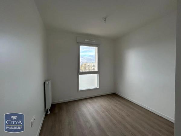 Appartement à louer 4 pièces 81.66m²