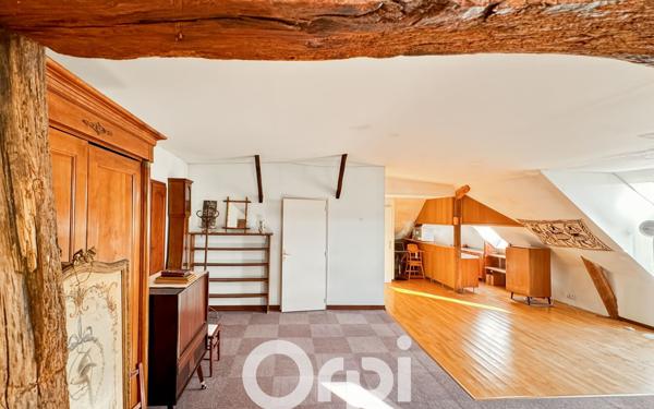 Maison à vendre    8 pièces • 371 m2 Nantes