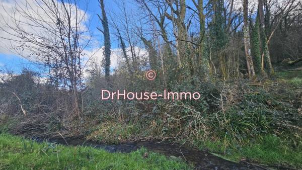 Terrain à vendre de 16 890 m²