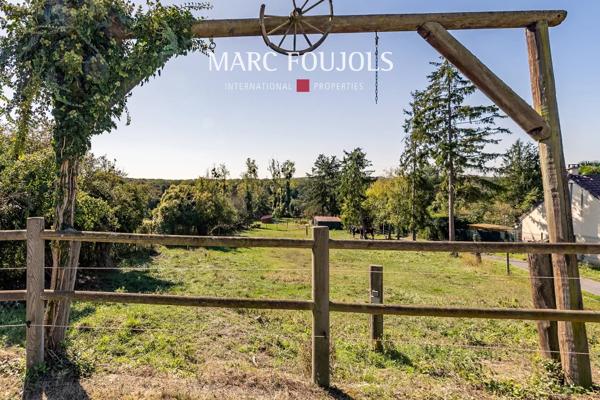 Maison avec boxes à chevaux
