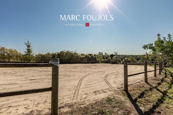 Maison avec boxes à chevaux