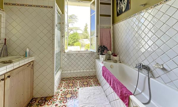 AUBAGNE – Vente à terme occupée 12 ans – Demeure d’exception du XIXe siècle