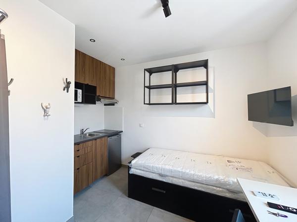 Marseille (13014) À Vendre - Studio meublé refait à neuf - secteur CANET, Marseille