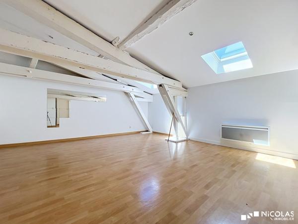 Appartement T3 lumineux à Bordeaux centre