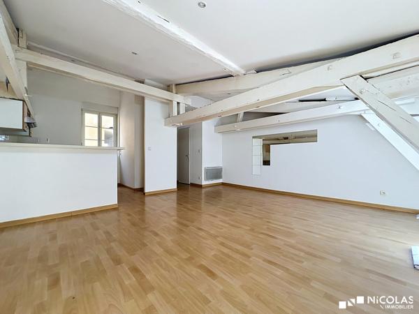 Appartement T3 lumineux à Bordeaux centre