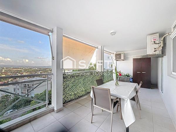 FORT-DE-FRANCE: BEAU T2 LUMINEUX VUE MER