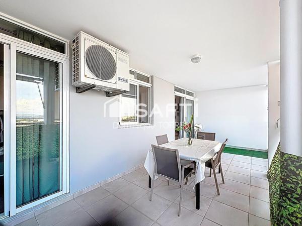 FORT-DE-FRANCE: BEAU T2 LUMINEUX VUE MER